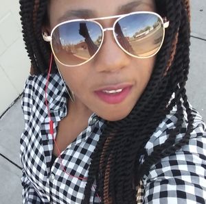 Meet your Posher, Sheila